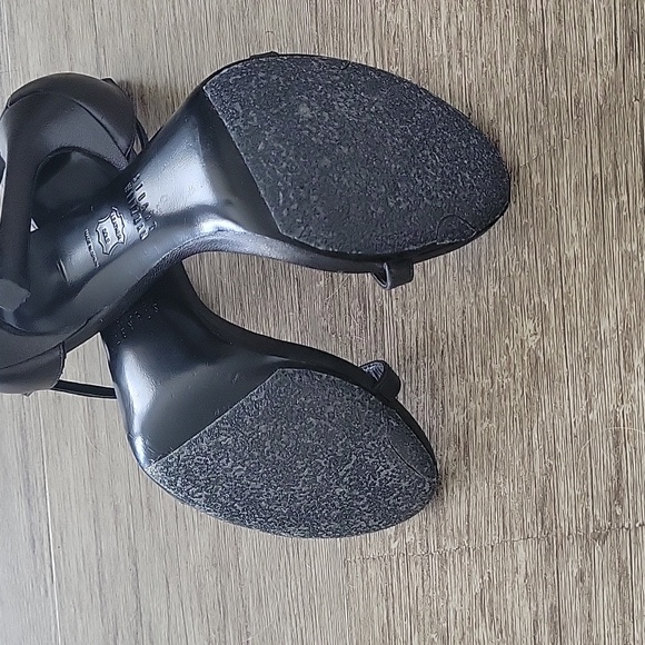 STUART WEITZMAN Nudistsong Black Lesther  Sandal - Picture 10 of 10